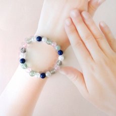 画像11: フローライトとラピスの8ミリパワーストーン・ブレスレット　気持ちを軽やかにそして運気の上昇を/メンズ・レディース (11)
