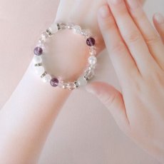 画像12: パワーストーン ブレスレット ホワイトクォーツァイトとライトカラー アメジストのブレスレット　内面美・癒し・気品　 /メンズ・レディース (12)